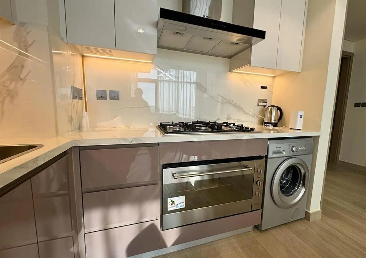 Bespoke Holiday Homes - 3Br With Modern & Stylish Interior In Azizi Riviera Dubaj Apartament